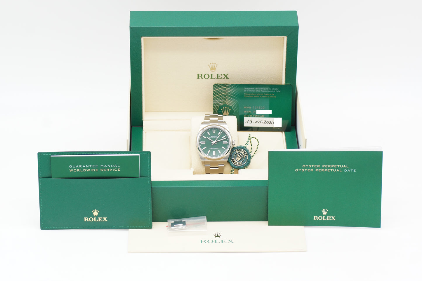 Rolex Oyster Perpetual 41 Grün 124300 Oyster Full-Set 2020 LC100