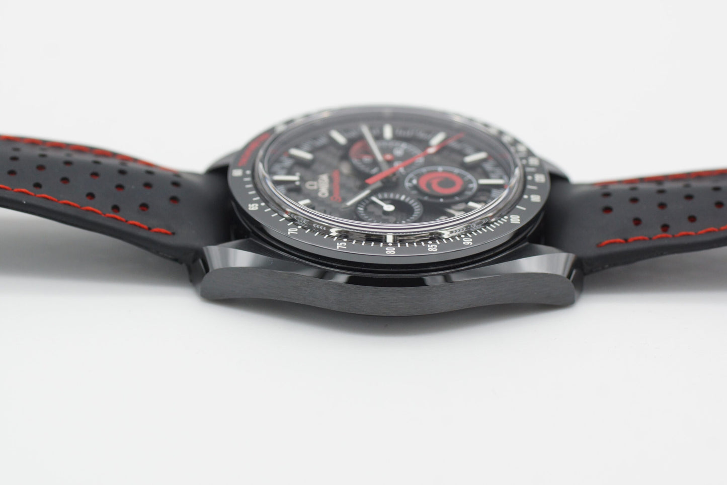 Omega Speedmaster Dark Side Of The Moon 'Alinghi' 311.92.44.30.01.002 Full Set 2020