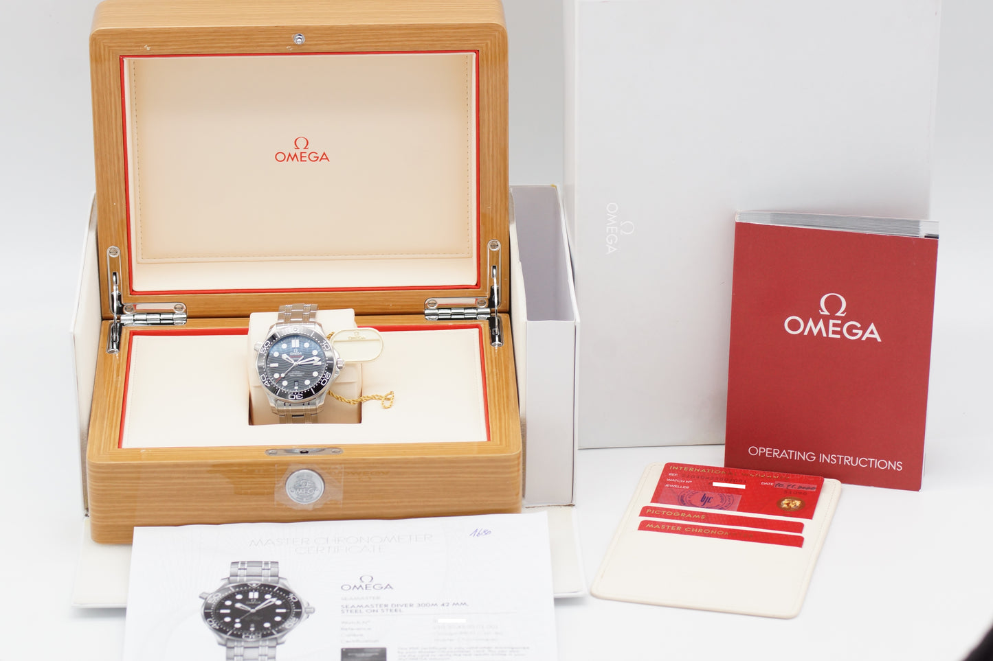 Omega Seamaster Diver 300M 42mm Schwarz 210.30.42.20.01.001 Full-Set 2020