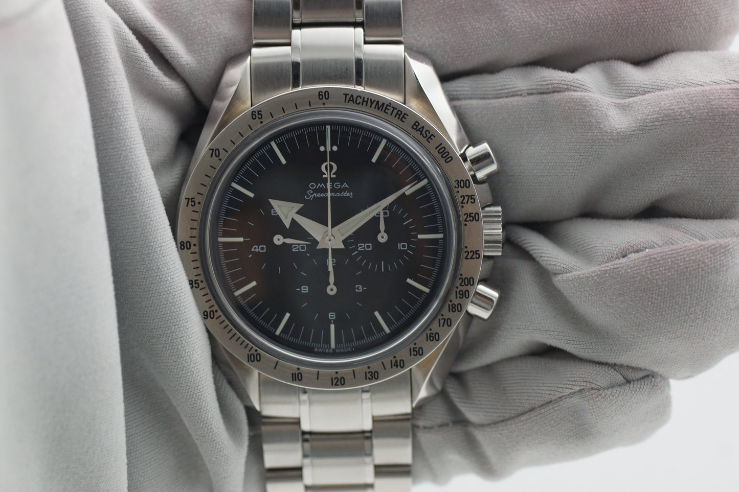 Omega Speedmaster Broad Arrow 3594.50.00 Chronograph Box/Papiere 1999