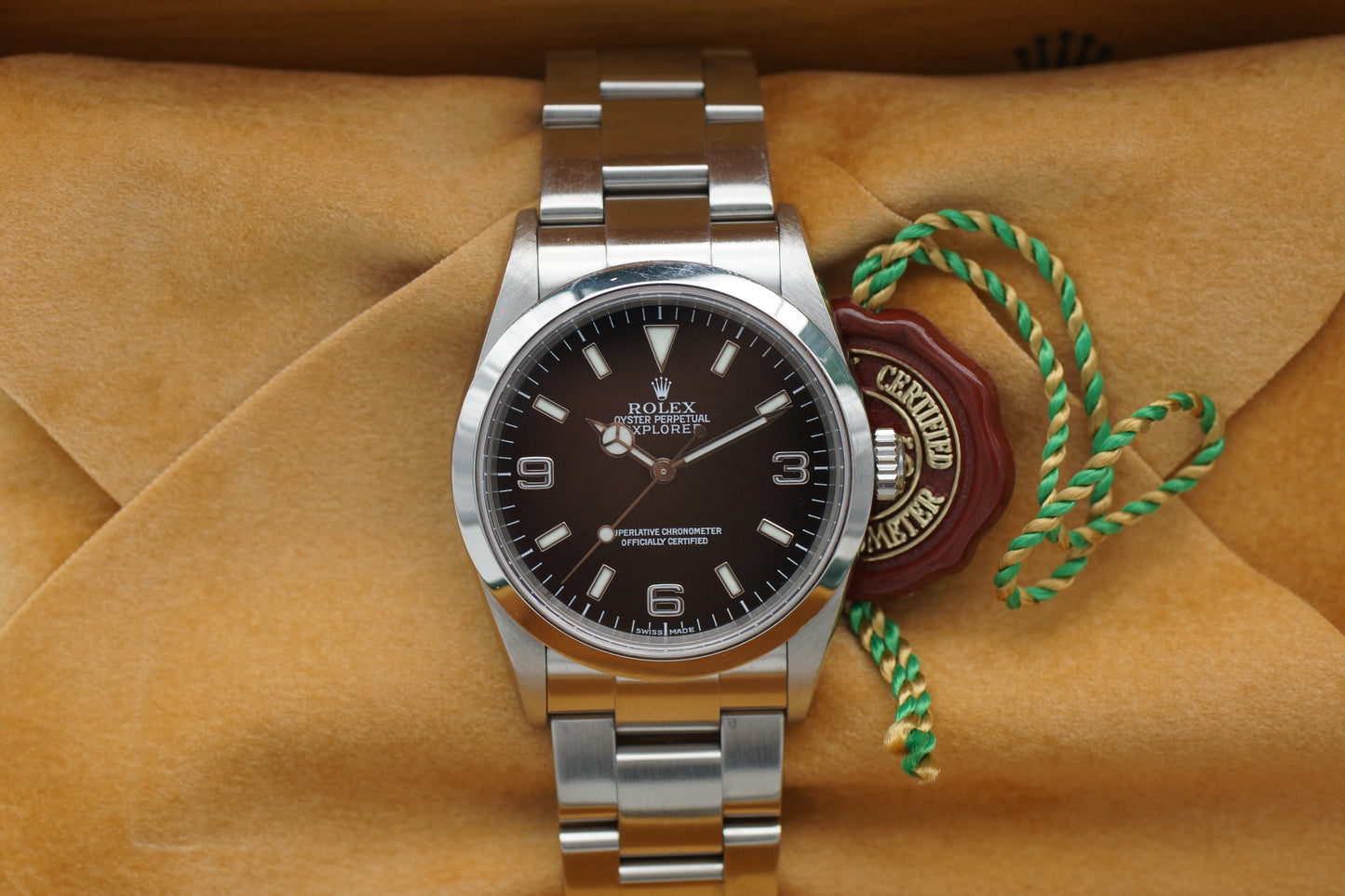 Rolex Explorer I 114270 36mm Schwarz Full-Set 2002 Lc100